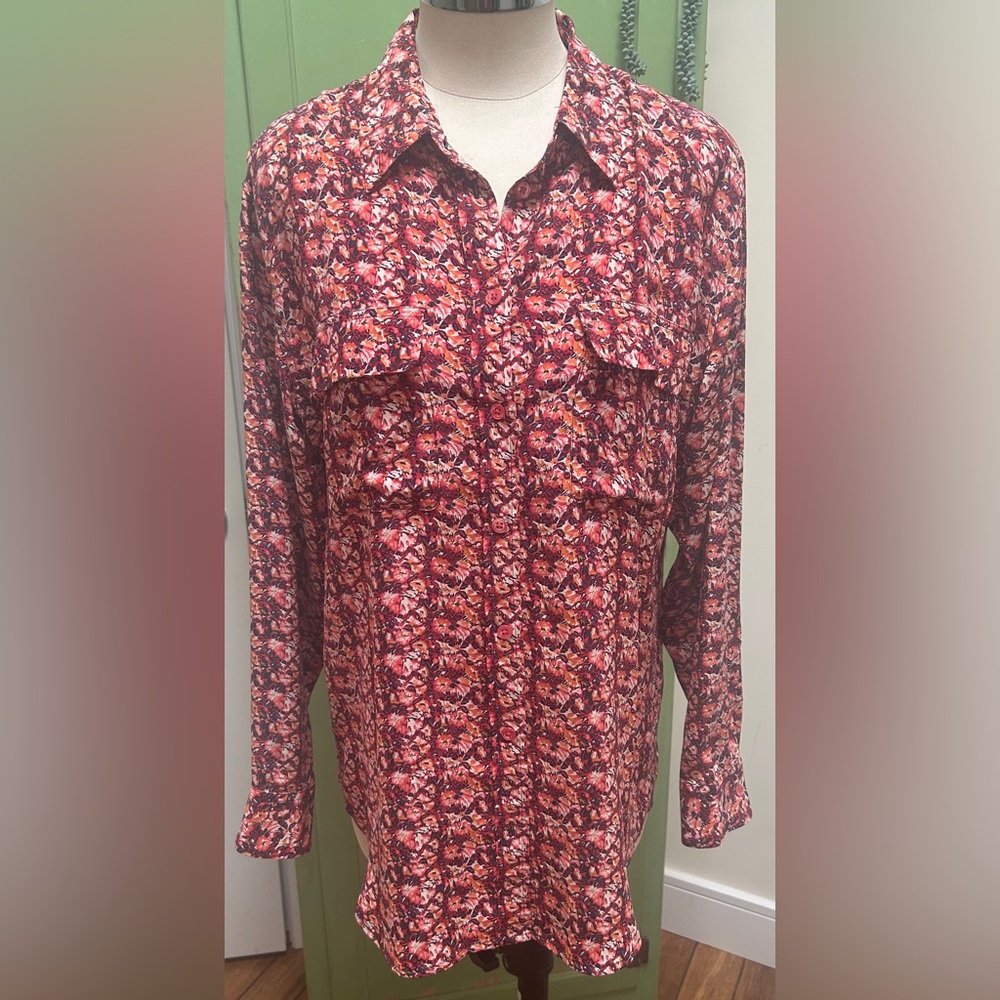 Equipment 💯 % silk blouse. NWOT